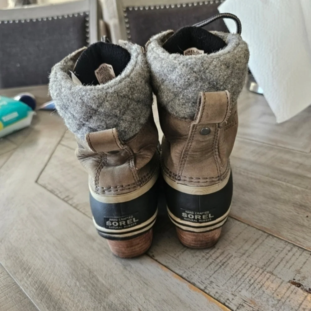 Sorel Slimpack Leather Boot Size 7.5